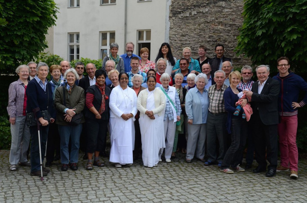 Vertreter der elf Helfervereine der Helpers of Mary auf dem diesjährigen Jahrestreffen in Berlin.