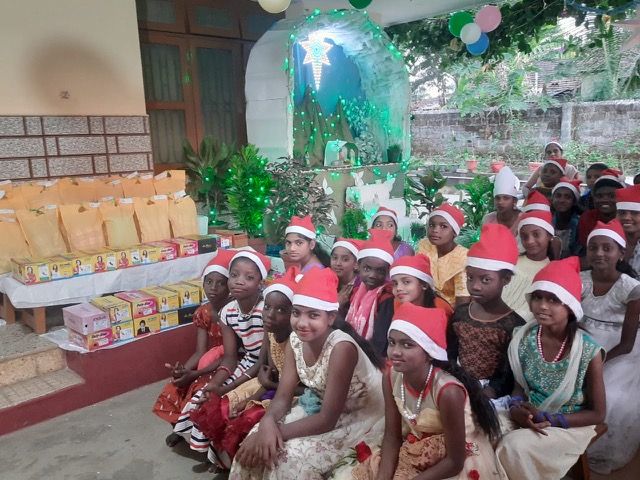 Weihnachtsfeier in Shanti Dhama