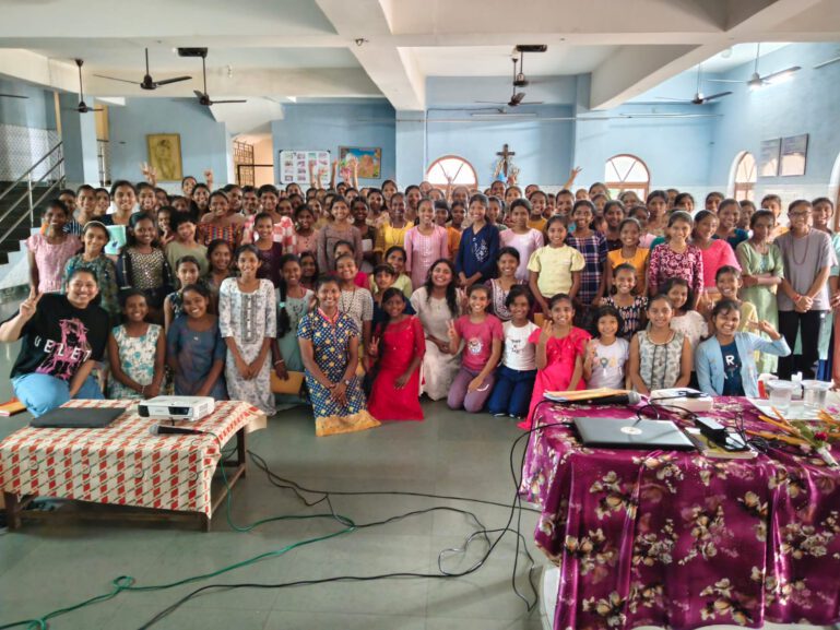 Mental-Health-Awareness-Gruppe: „Gefühle benennen, teilen, loslassen – gemeinsam seelische Stärke aufbauen.“